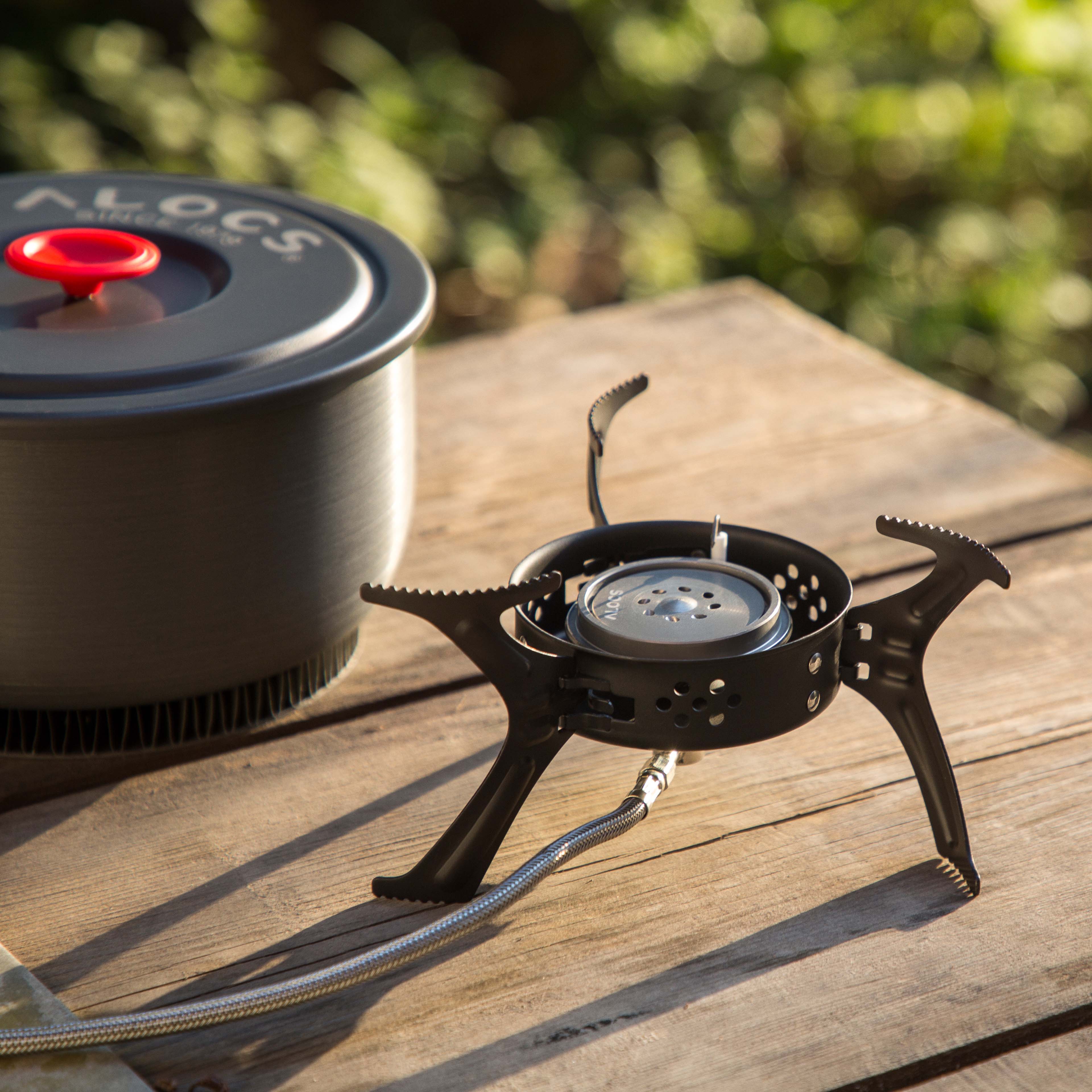 CAMPING STOVES